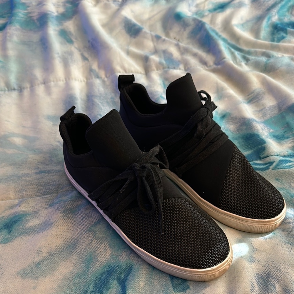 Stylish Black Sneakers